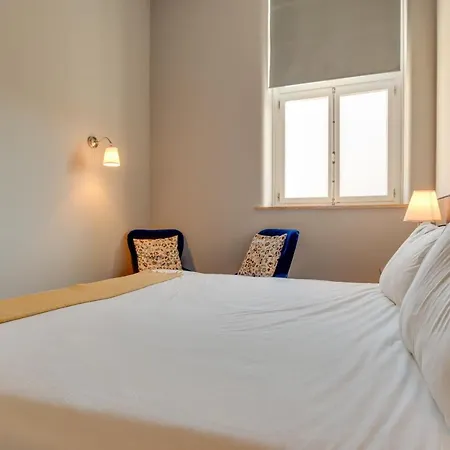 8 Building Serviced By The River