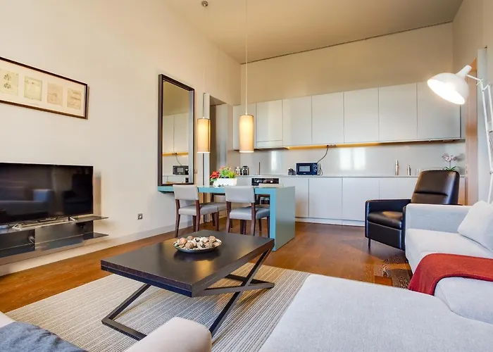 8 Building Serviced By The River Apartmán *