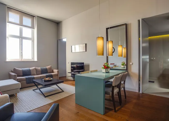 Apartmán 8 Building Serviced By The River